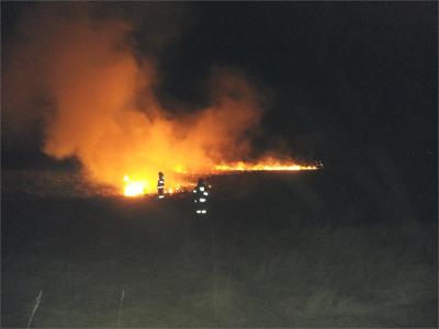 27-28. Pożar traw - Łukowa, Ostrów