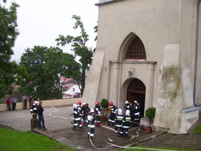 39. Działania ratowniczo-gaśnicze na obiekcie sakralnym w Chęcinach