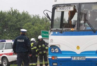 88. Wypadek samochodowy - Chęciny