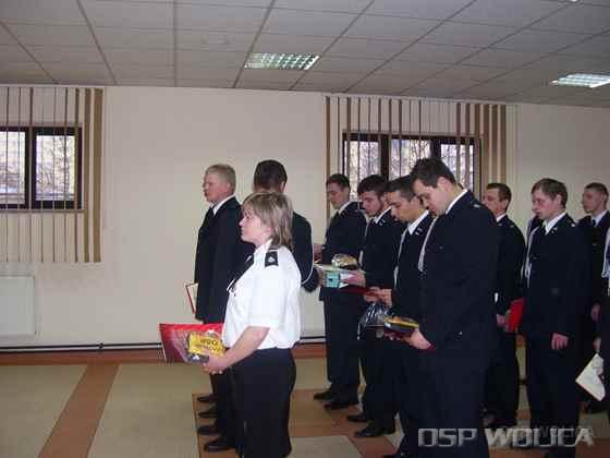 2007_odebranie_swiadectw_i_spr_2.jpg