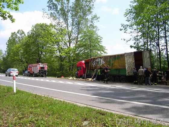 2007_wypadek_dk7_podzamcze_28.jpg