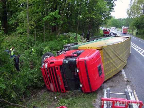 2007_wypadek_dk7_podzamcze_05a.jpg