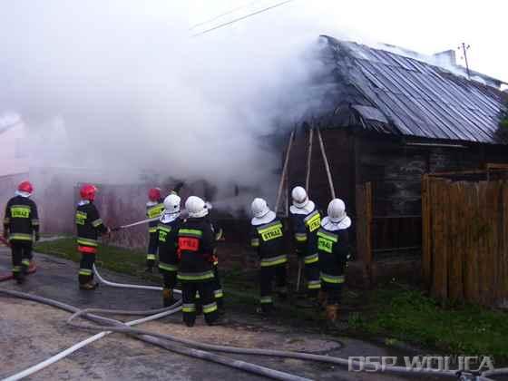 2007_pozar_budynku_checiny_08.jpg