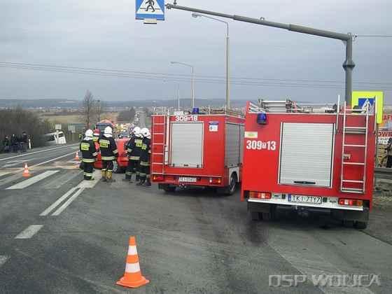 2011_wypadek_skrzyzowanie_chec_3.jpg